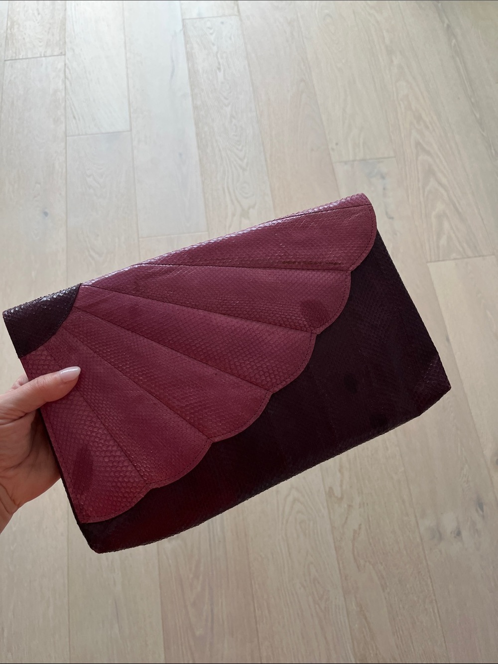 Snakeskin Vintage Two-Tone Burgundy & Plum Scalloped Clutch
